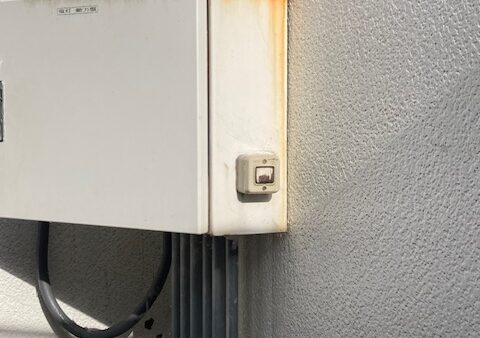 施工事例　照明スイッチ腐食による取替工事
